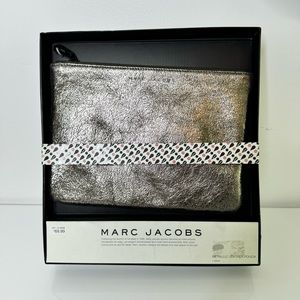 NEW Marc Jacobs Target Newman Marcus Gunmetal Metallic Leather Pouch Clutch Box